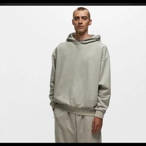 Adidas Basketball Mens Size XL Grey Hooded Long Sleeve Sweat Shirt